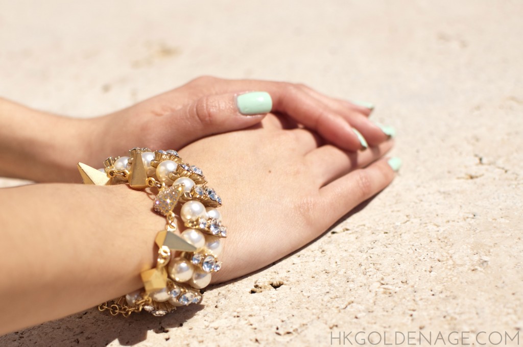 pearls gold jewelry bracelet mint nail polish