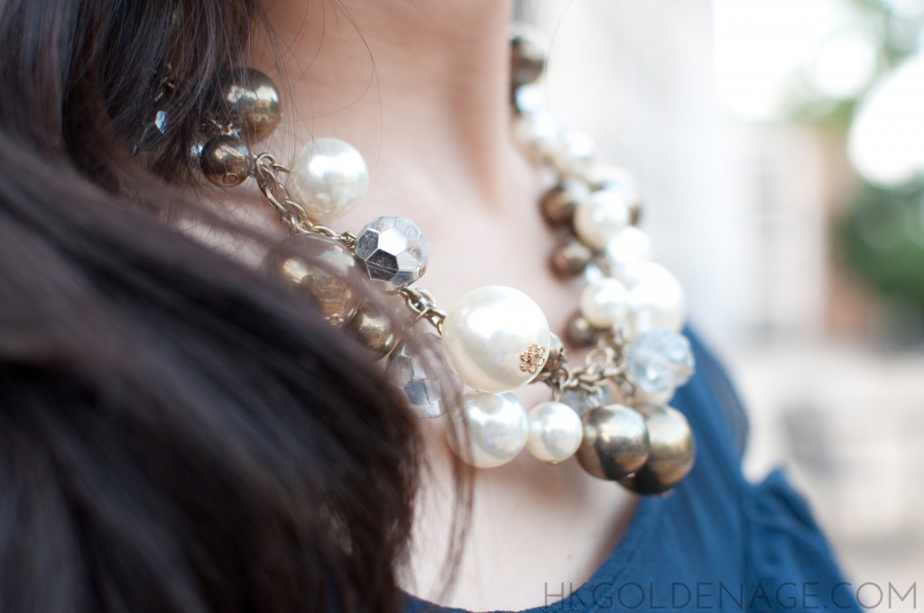 Forever 21 chunky pearl and gold necklace