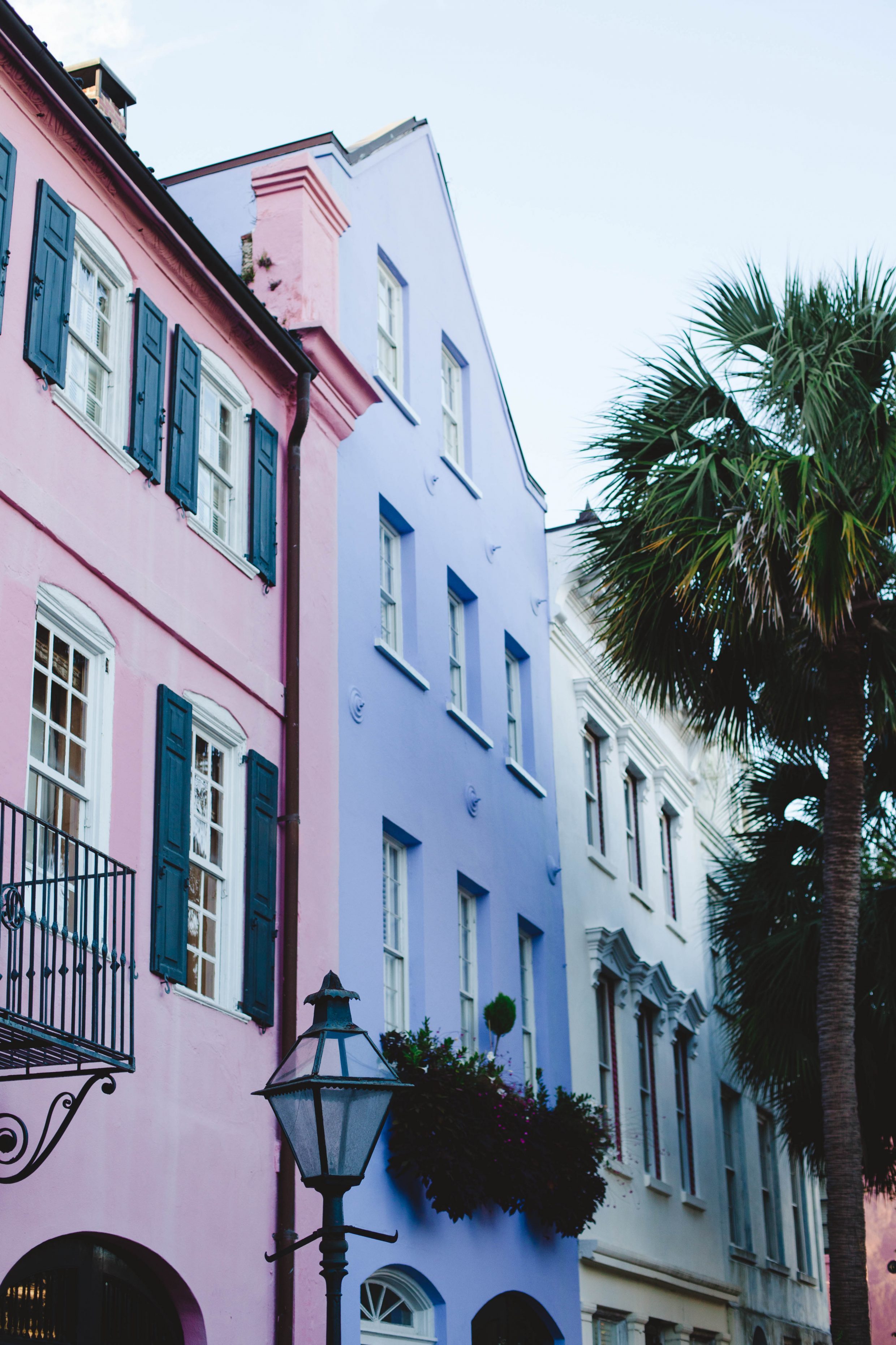 Rainbow Row :: Color & Chic Travel Guide for Charleston