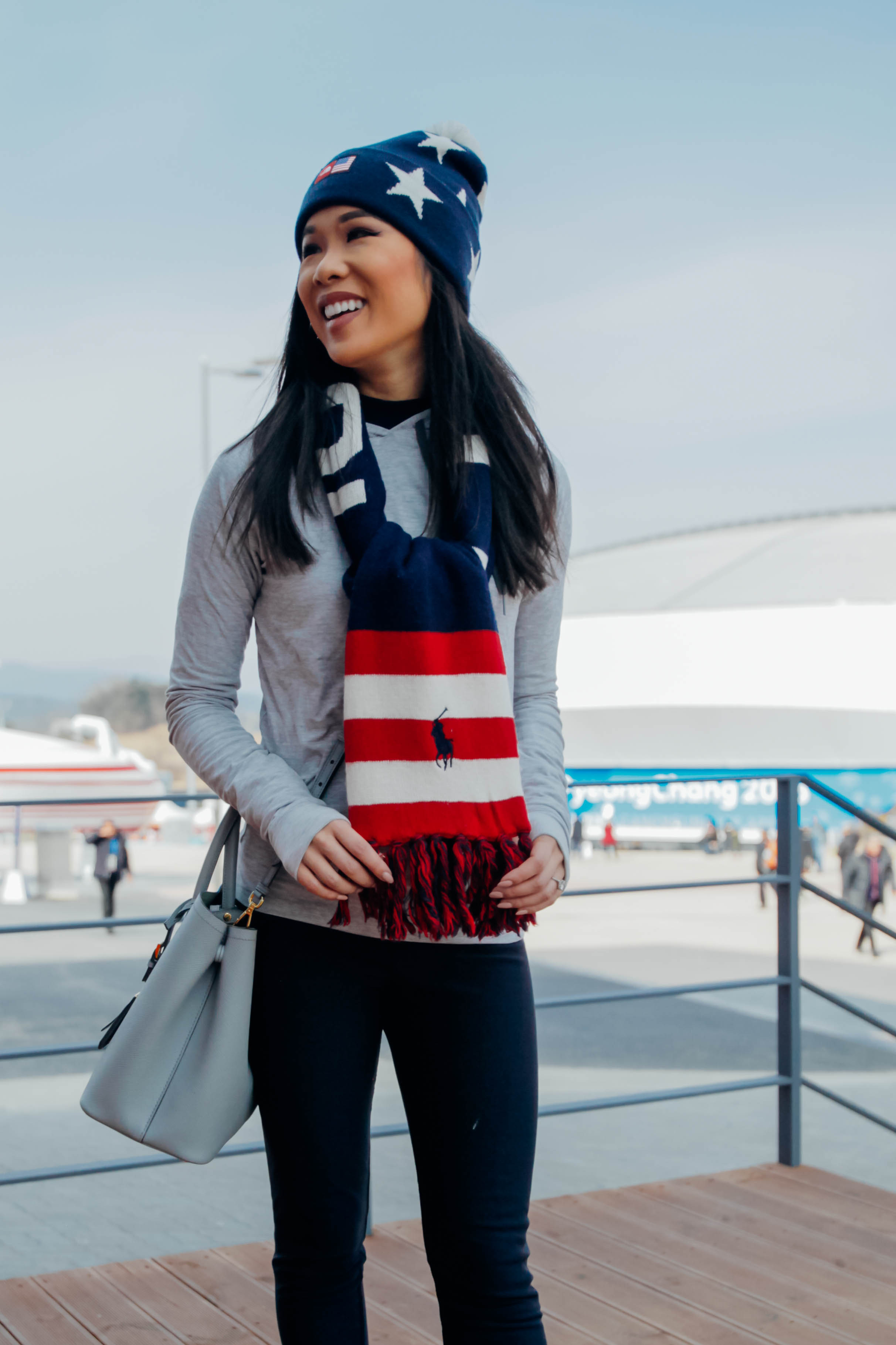 Blogger Hoang-Kim layering up in patriotic colors to watch figure skating at the Gangneung Ice Arena for 2018 PyeongChang Olympics