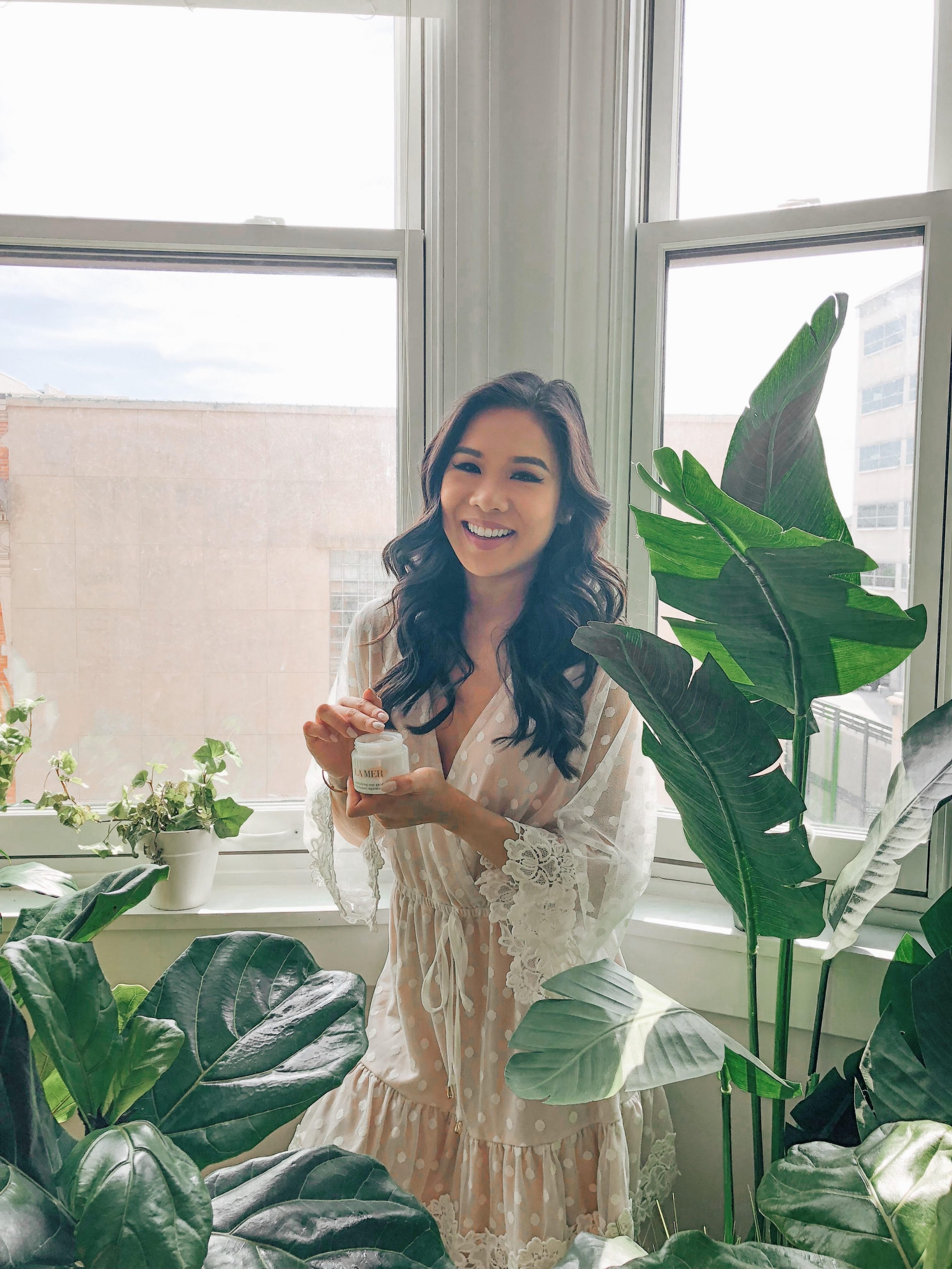 Hoang-Kim Cung uses La Mer Cool Gel Cream in her 2018 Spring Skincare Routine