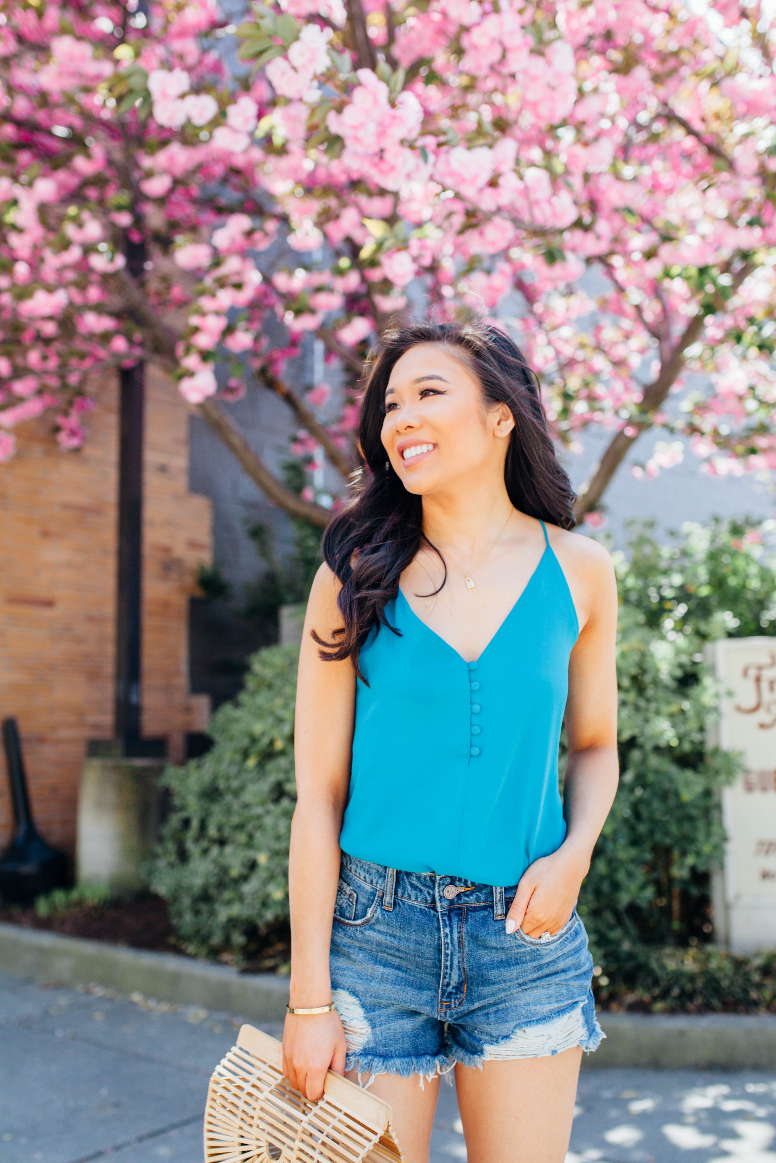 Turquoise button cami with the best shorts for spring and summer