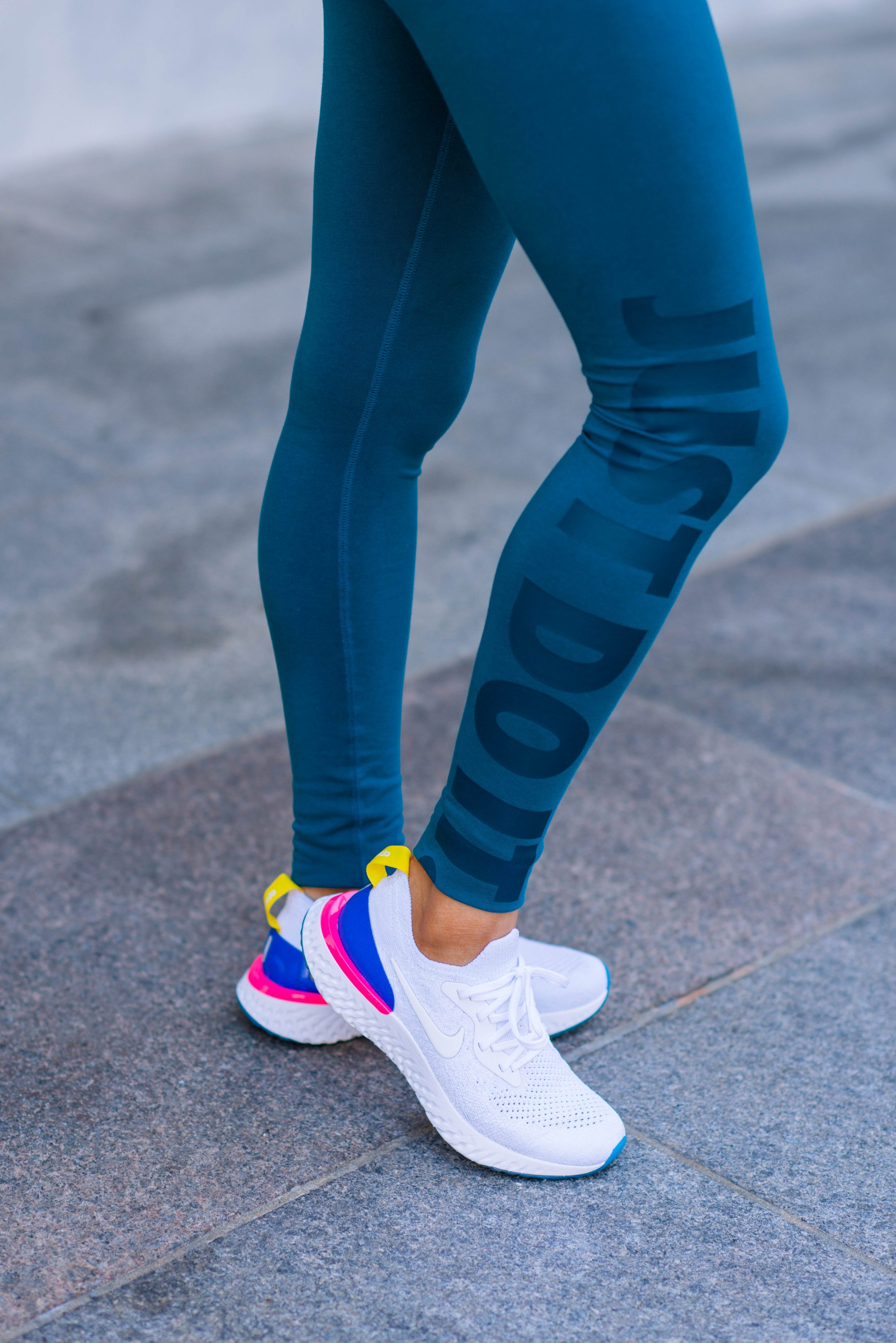 Nike Leg-A-See Leggings with Epic React Sneakers on blogger Hoang-Kim