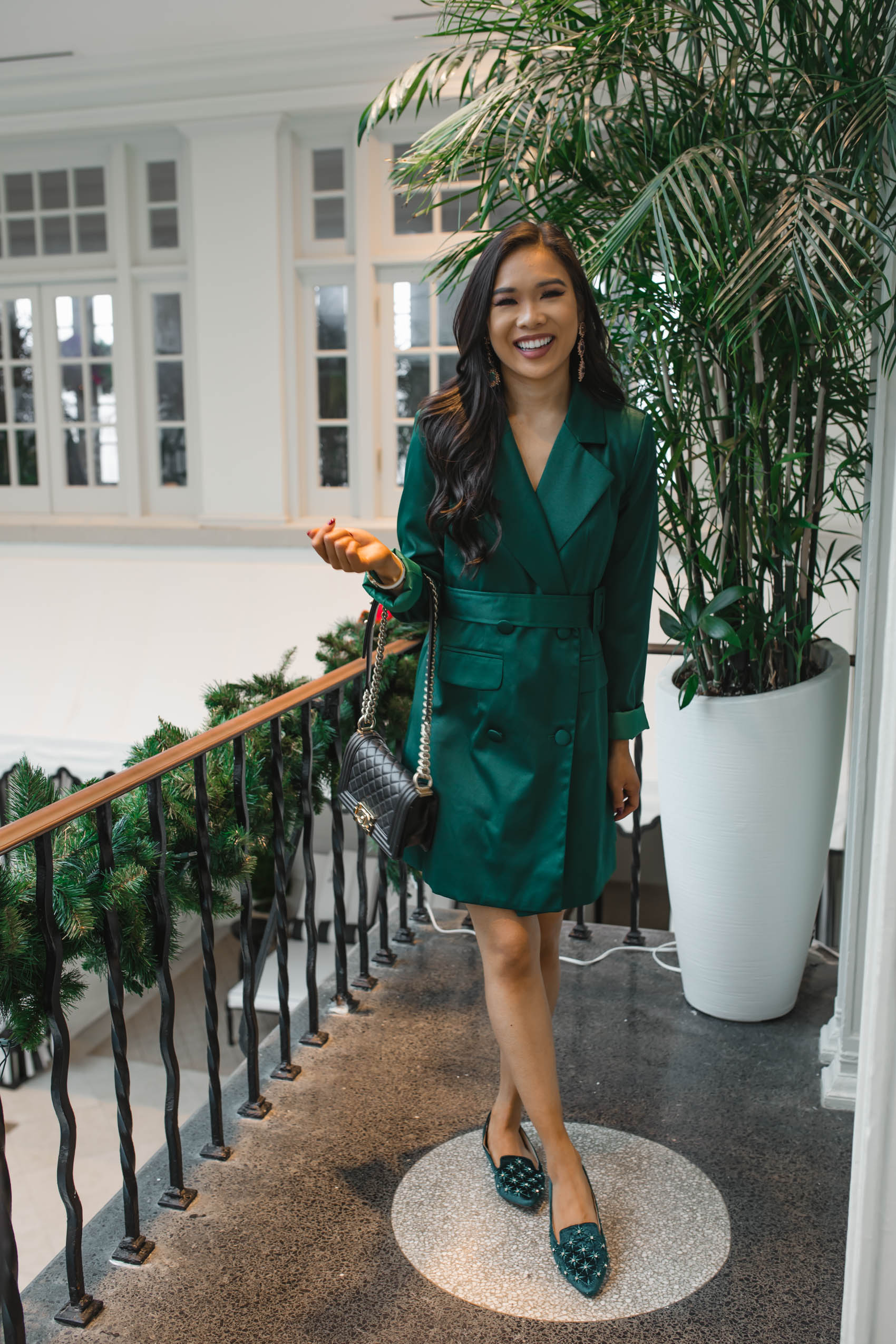 Blogger Hoang-Kim shares an outfit with velvet flats