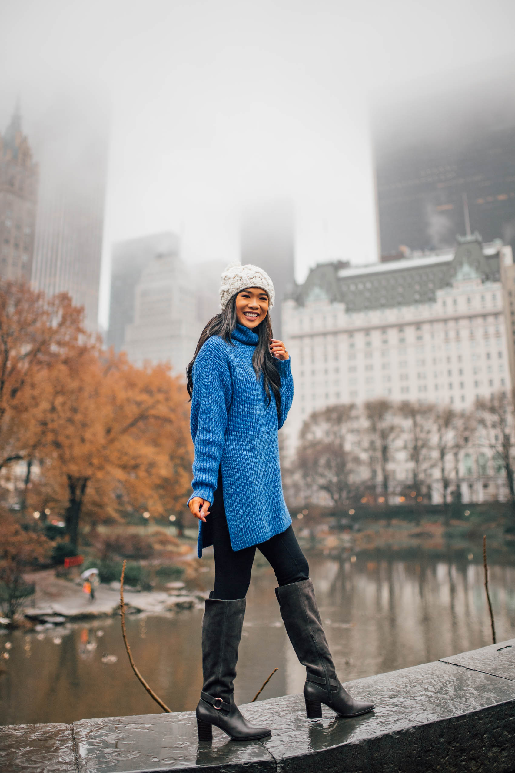 Blogger Hoang-Kim sharing the best views in Central Park in New York City