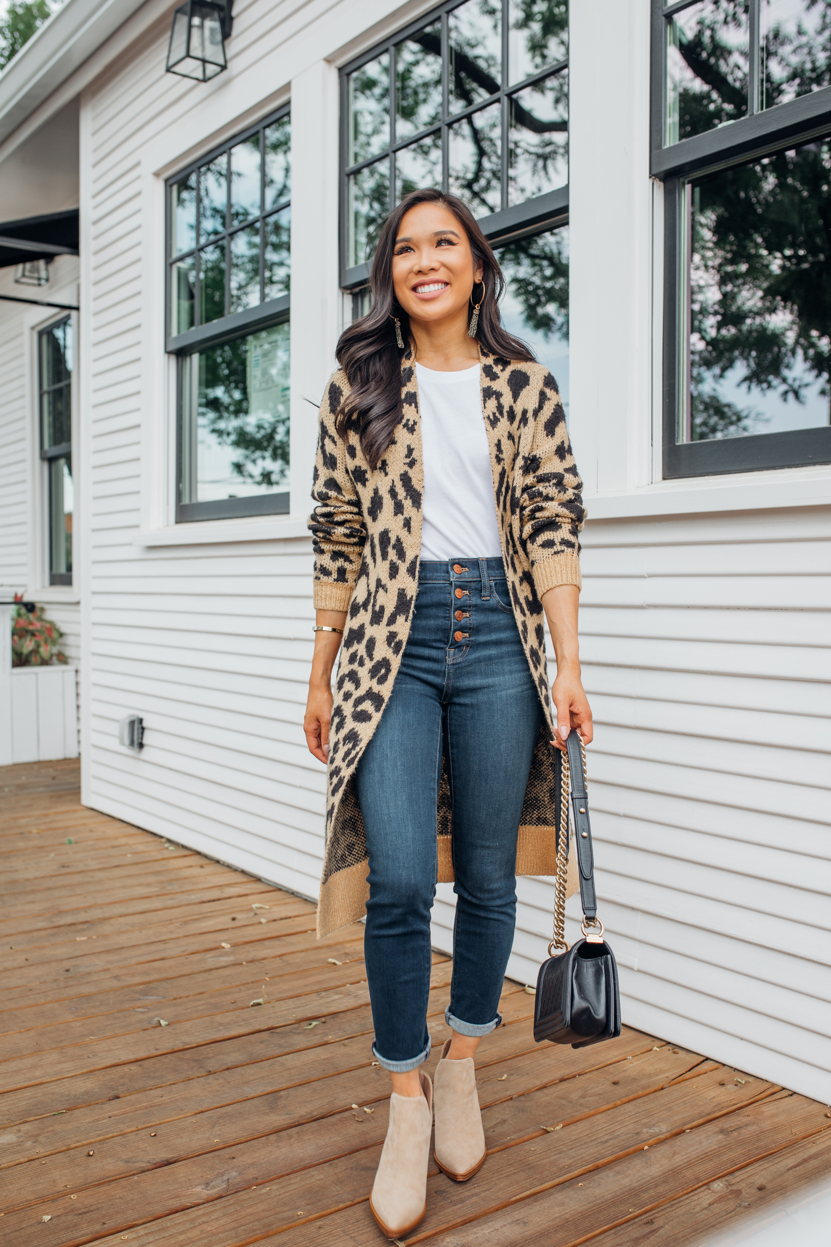 Petite blogger Hoang-Kim wears a leopard cardigan outfit for fall