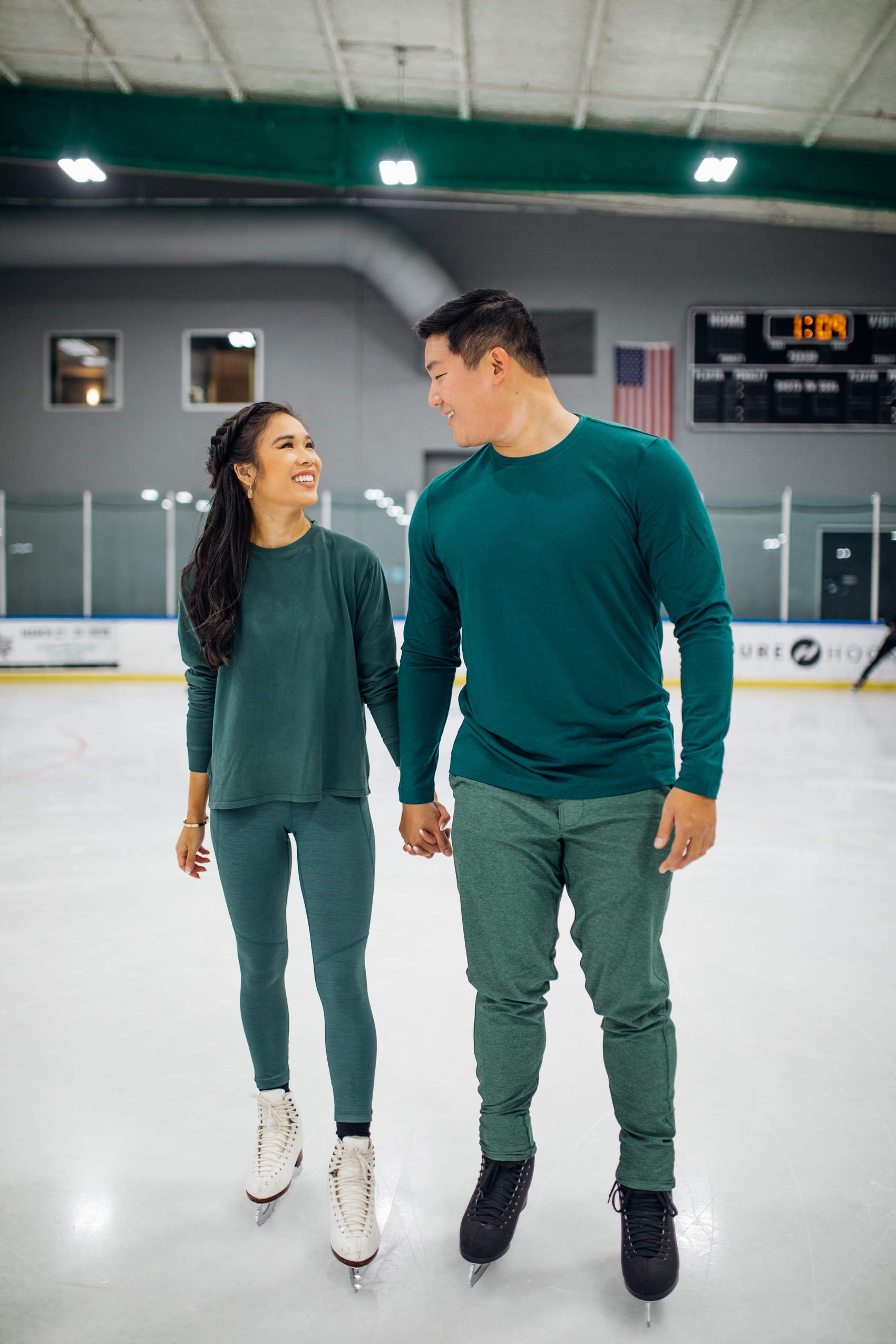 Couples Christmas Photos idae at a skating rink