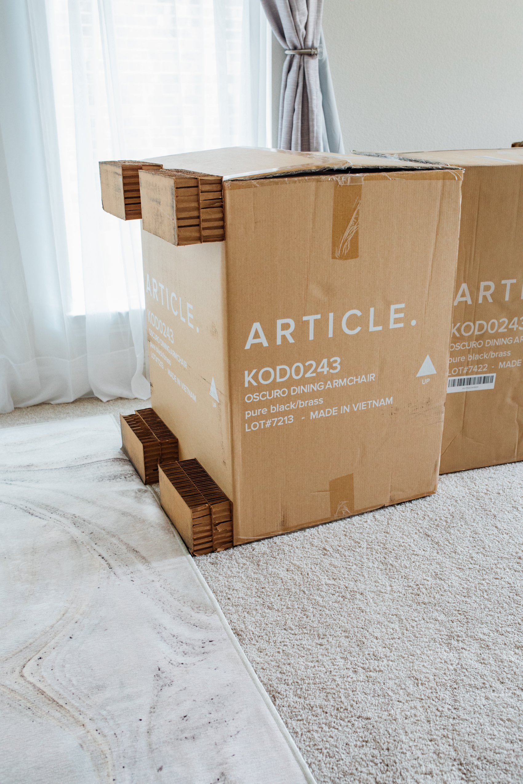 Article delivery process for furniture