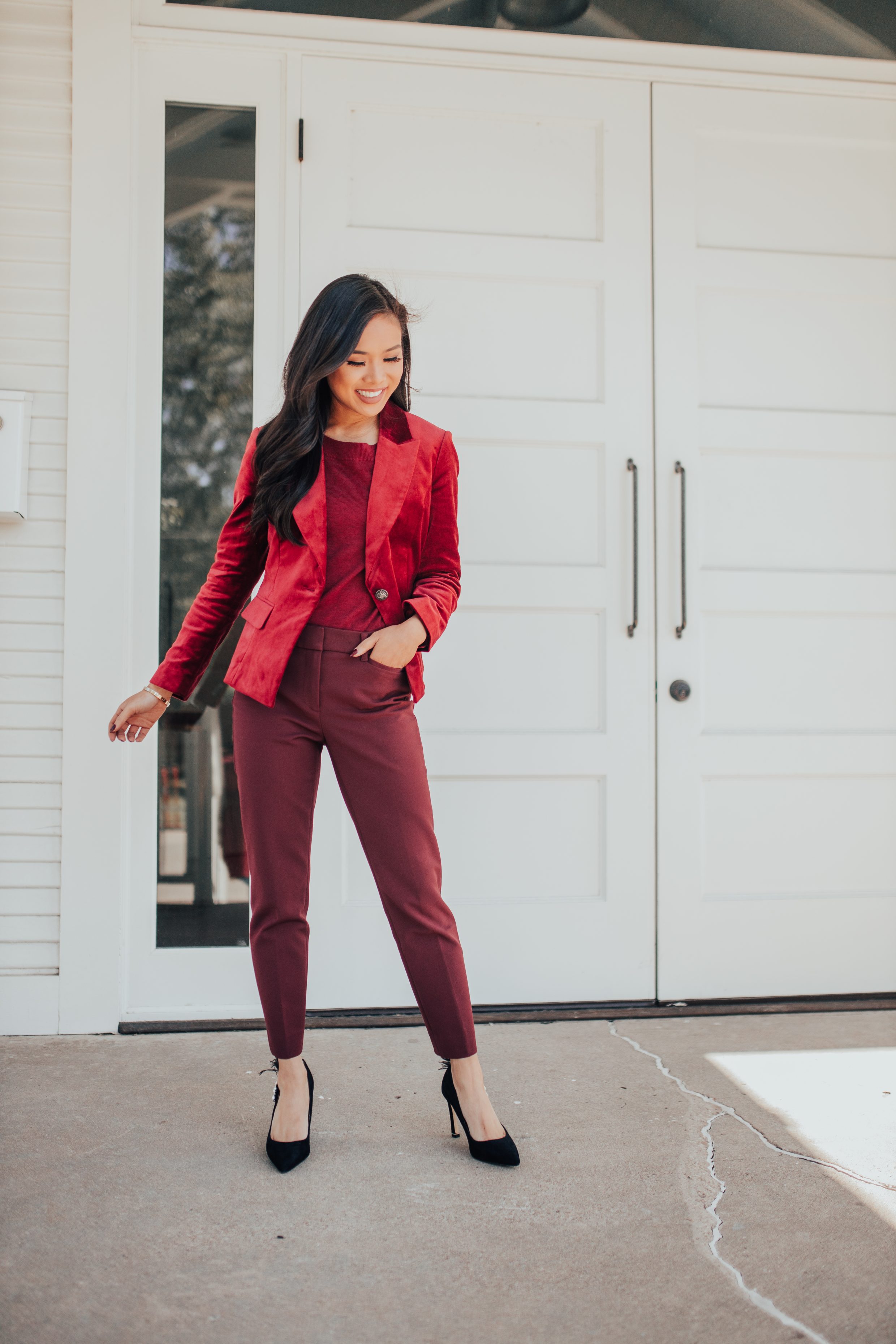 Red velvet blazer work outfit ideas for the holidays on petite blogger Hoang-Kim