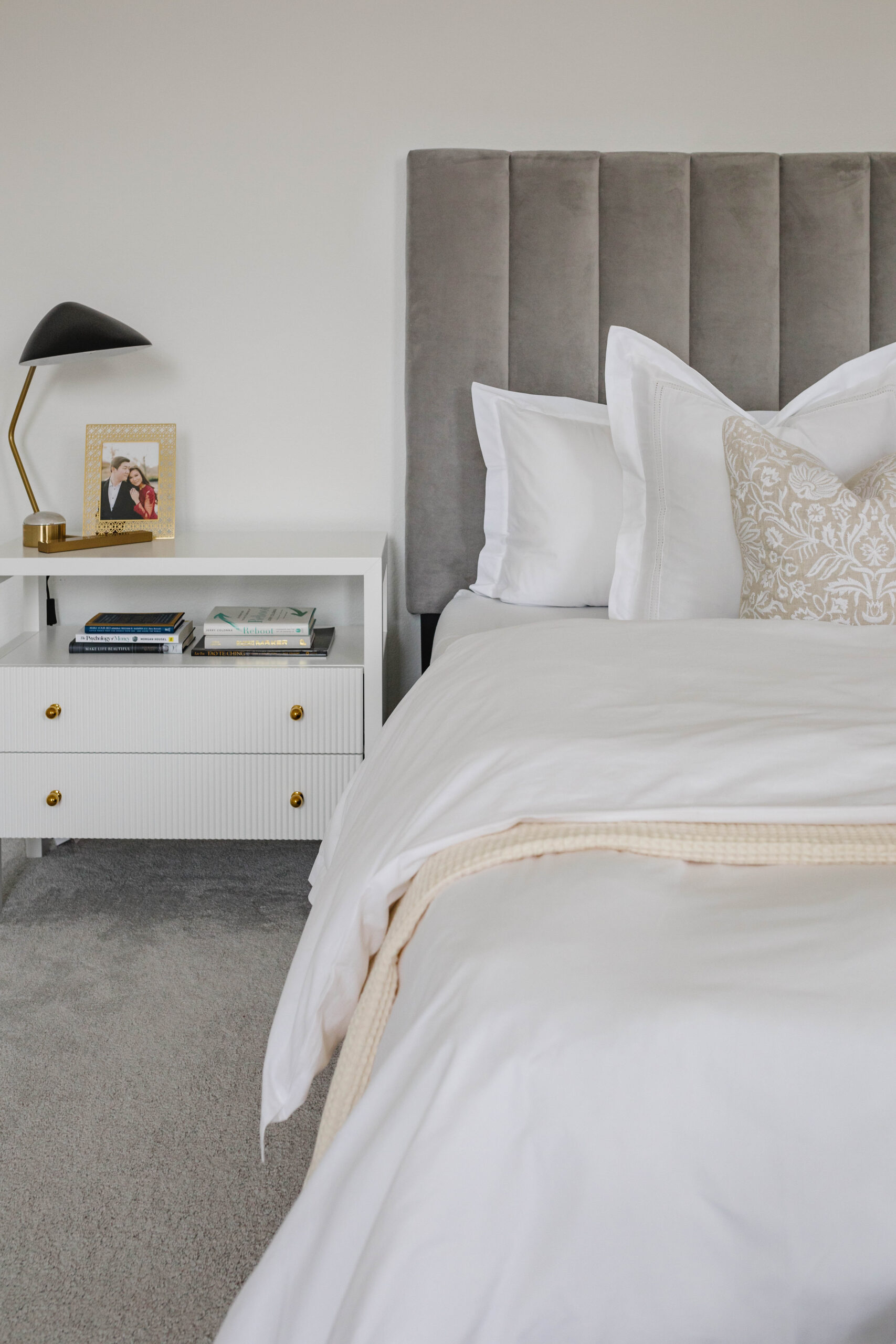 Is Boll and Branch bedding worth it? Blogger Hoang-Kim Cung's honest review, featuring her transitional bedroom.