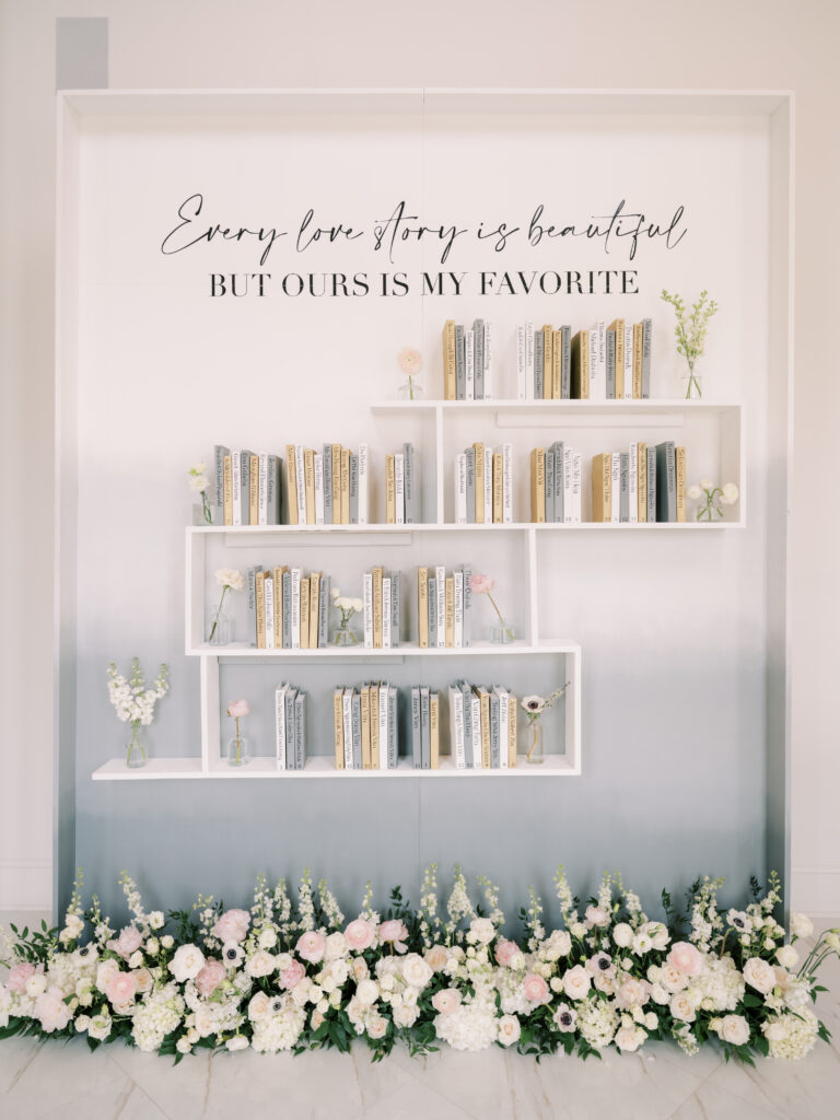 Bookshelf seating chart at blogger Hoang-Kim Cung's wedding at the hillside estate, an investment worth adding to your wedding budget