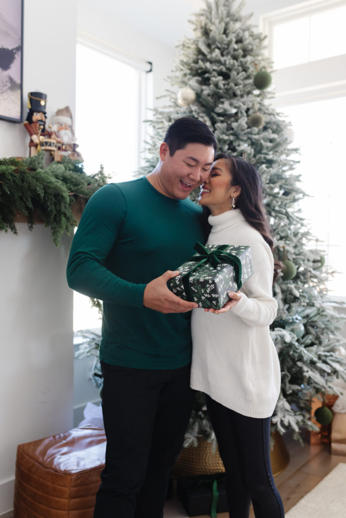 blogger hoang-kim cung's husband jonathan van shares the best christmas gift ideas for men